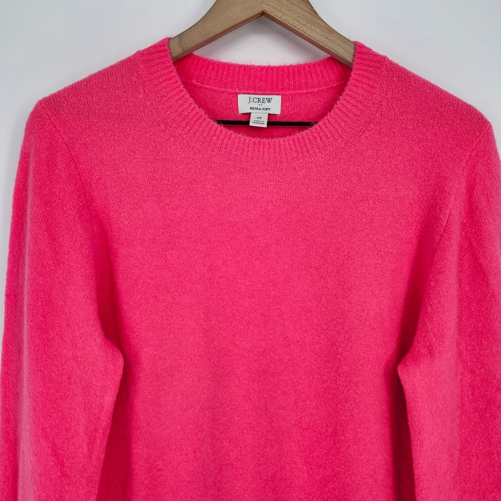 J.Crew Womens Hot Pink Extra-Soft Crewneck Wool Blend Sweater Size M Preppy Cozy - Picture 8 of 9